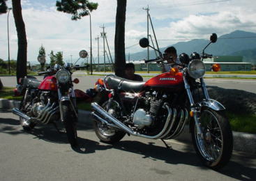 Z2 and ヨンフォア