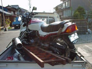 CBX400F